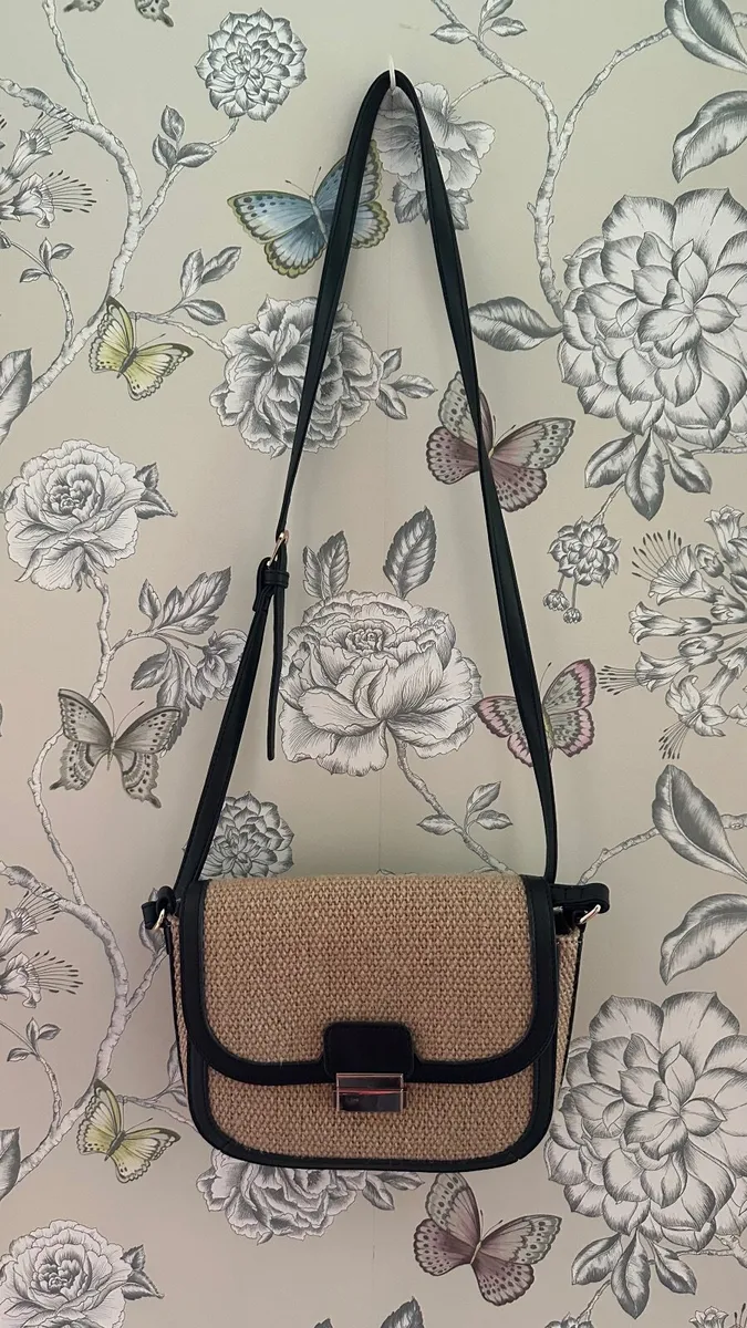 Womens bag - Image 1