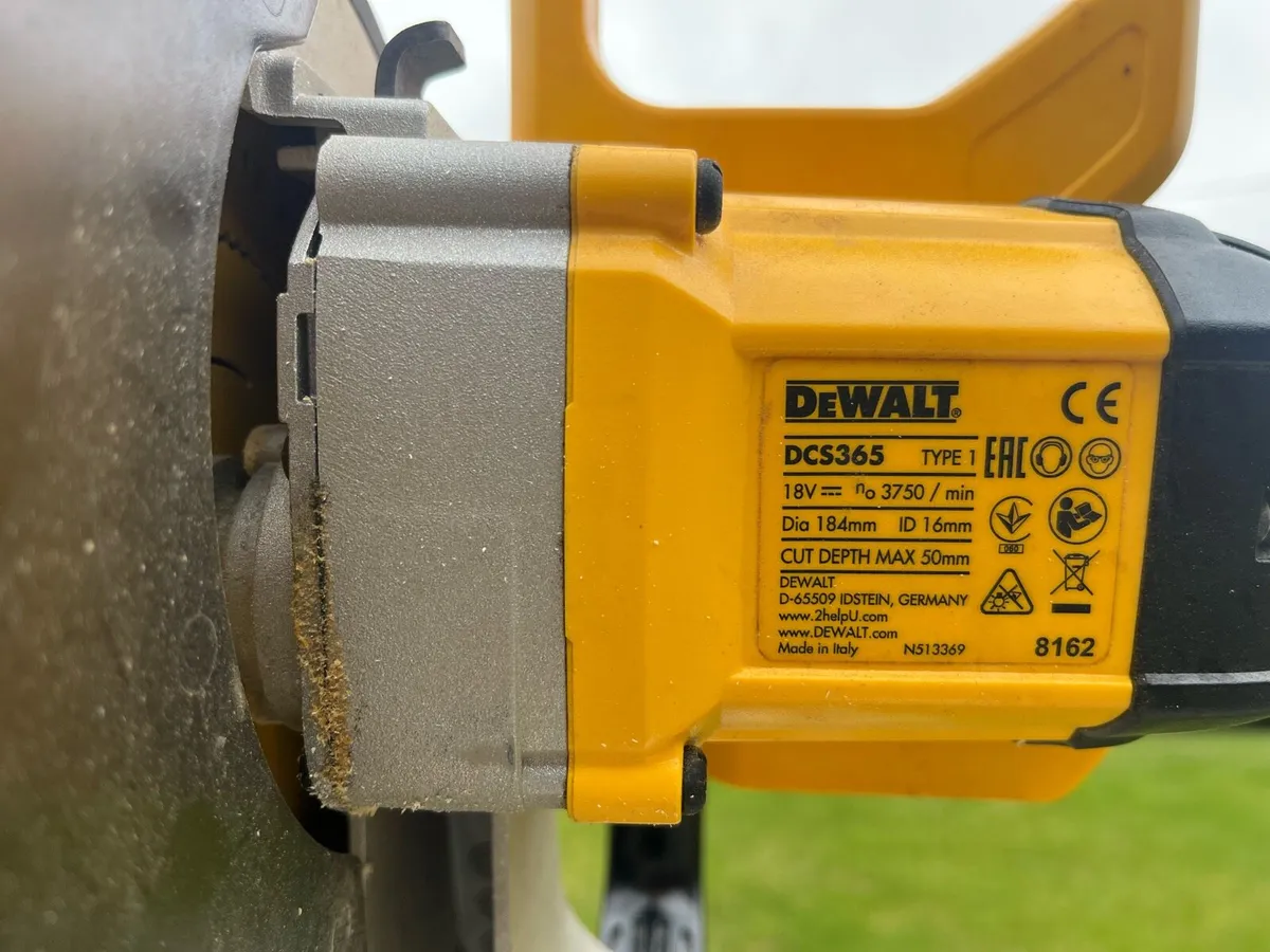 Dewalt mitre saw - Image 2