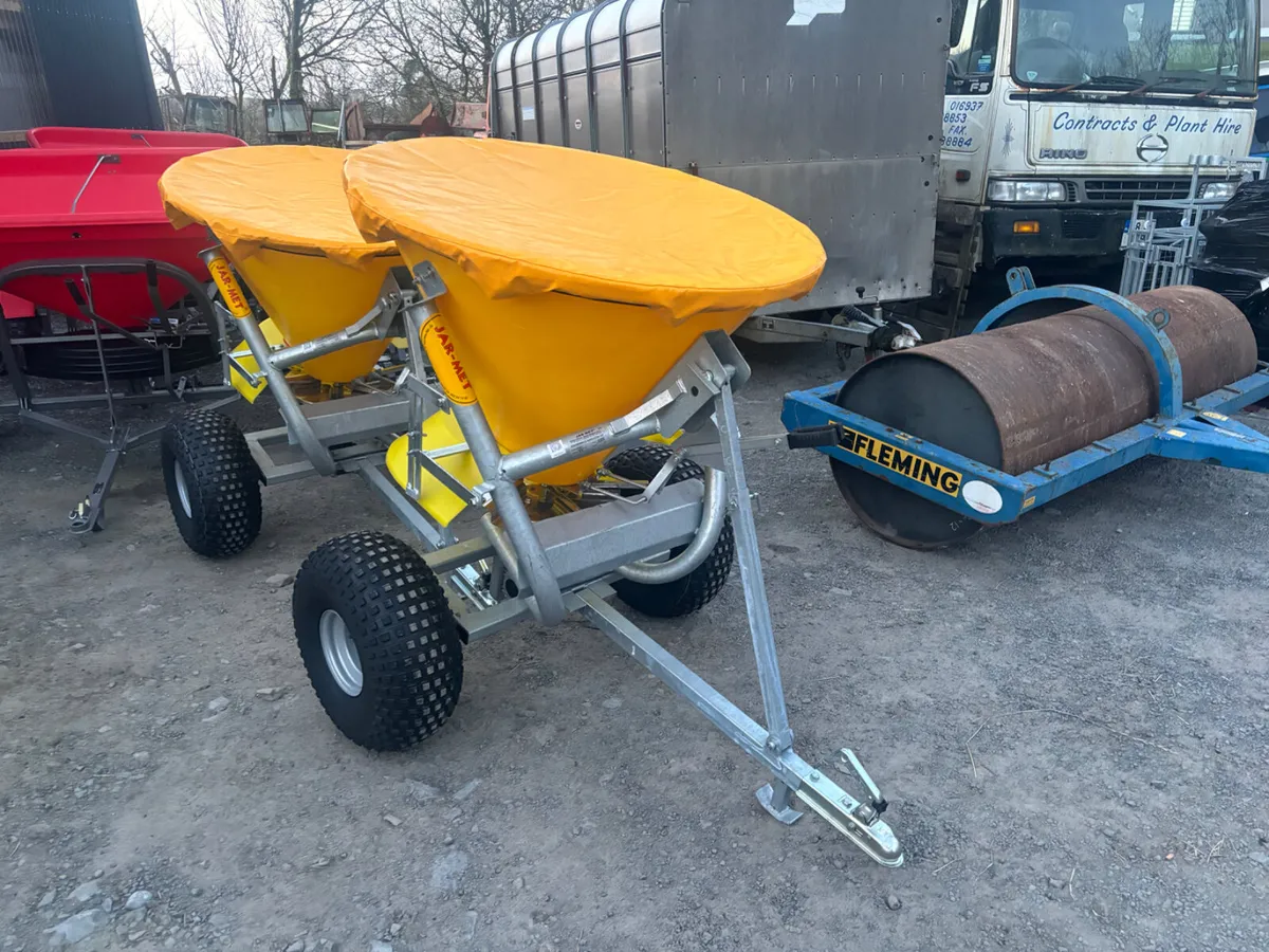Quad Fertilizer spreader - Image 2