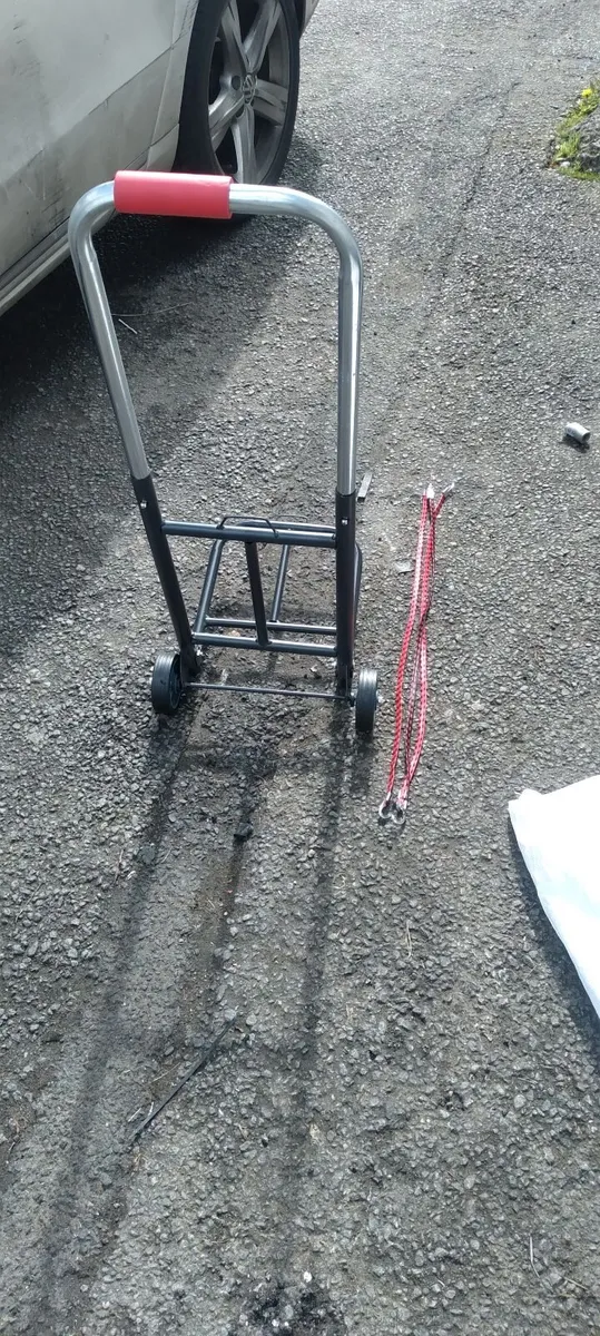 New and old hand carts 40e each no offers - Image 3