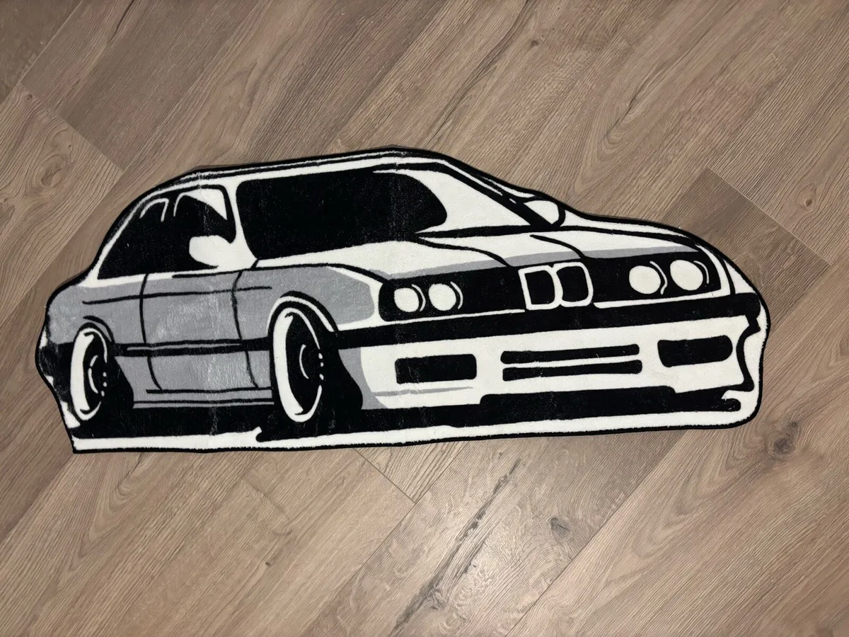 BMW floor carpet - Image 1