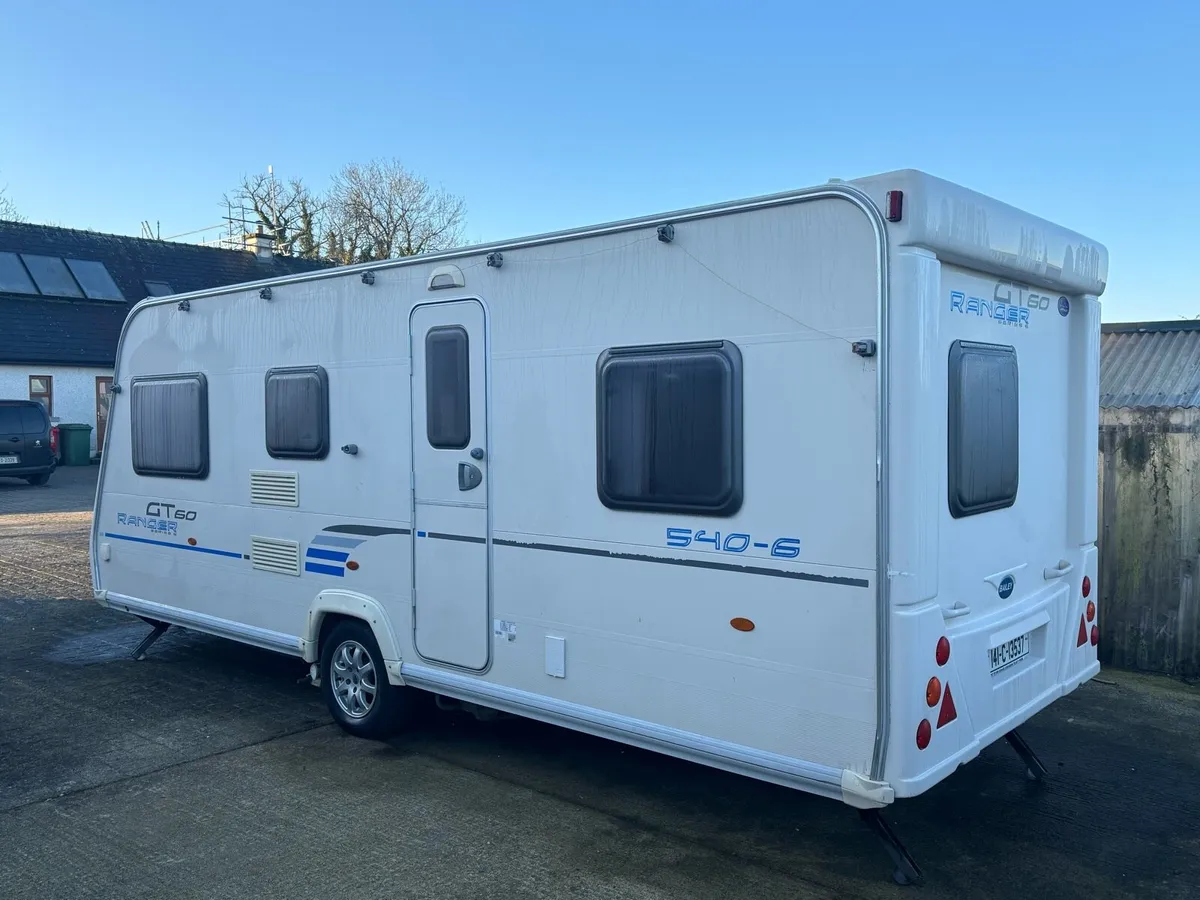 Bailey GT 60 triple bunk and awning - Image 3