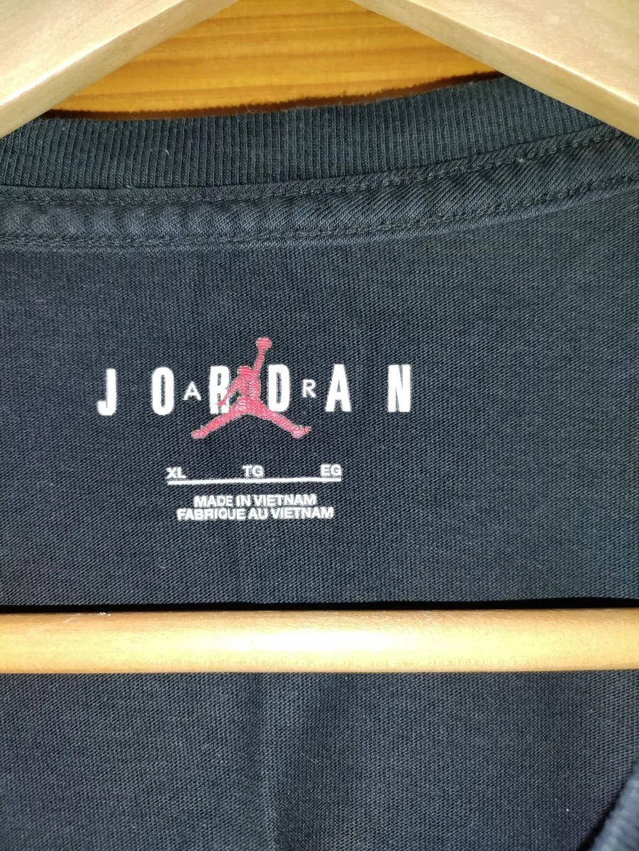 Air Jordan T-shirt XL - Image 2