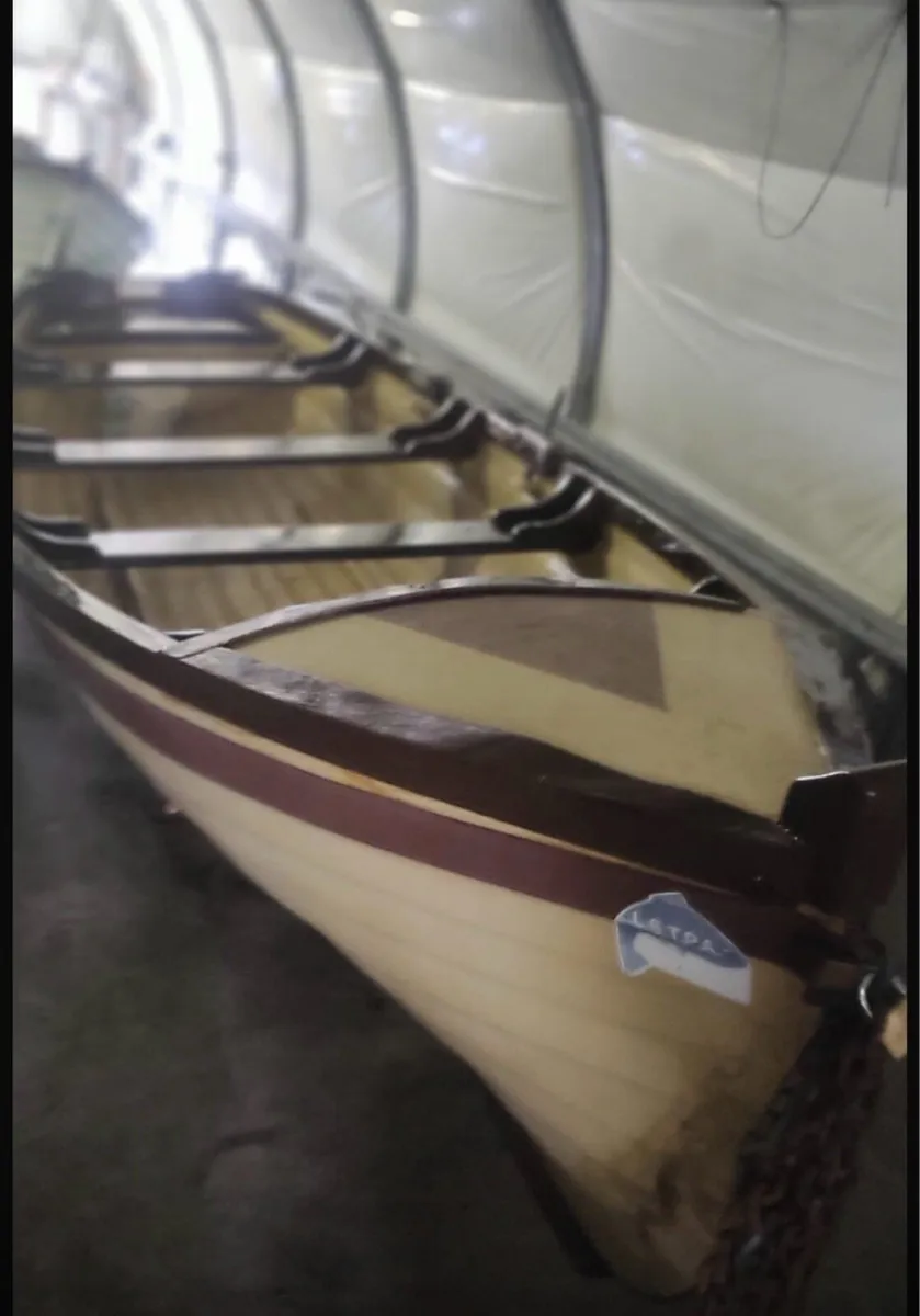 19ft Lake Boat - Image 2