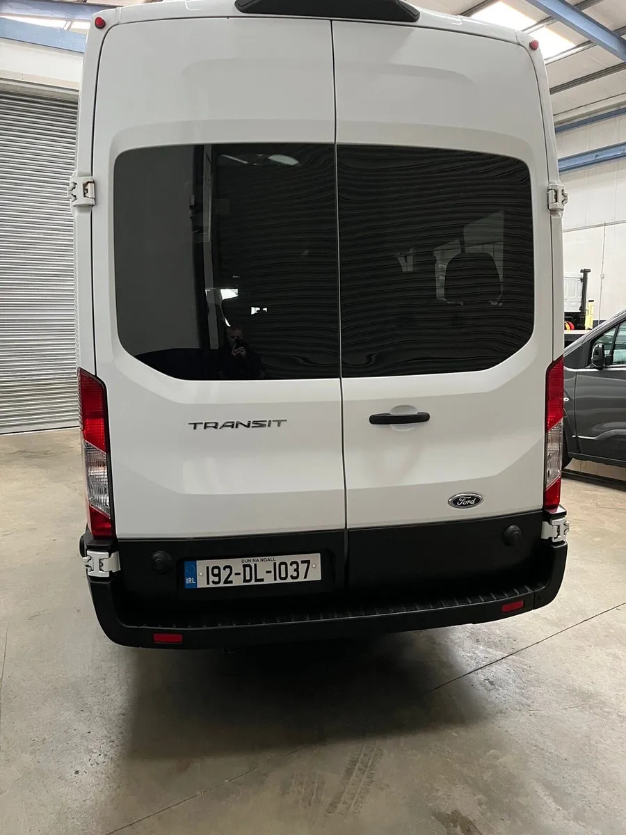 2019 (192) FORD TRANSIT MINIBUS - Image 4