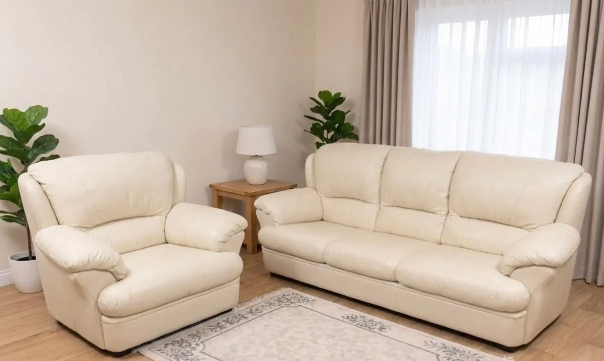 6 seater set sofa Cream/ Beige leather - Image 1