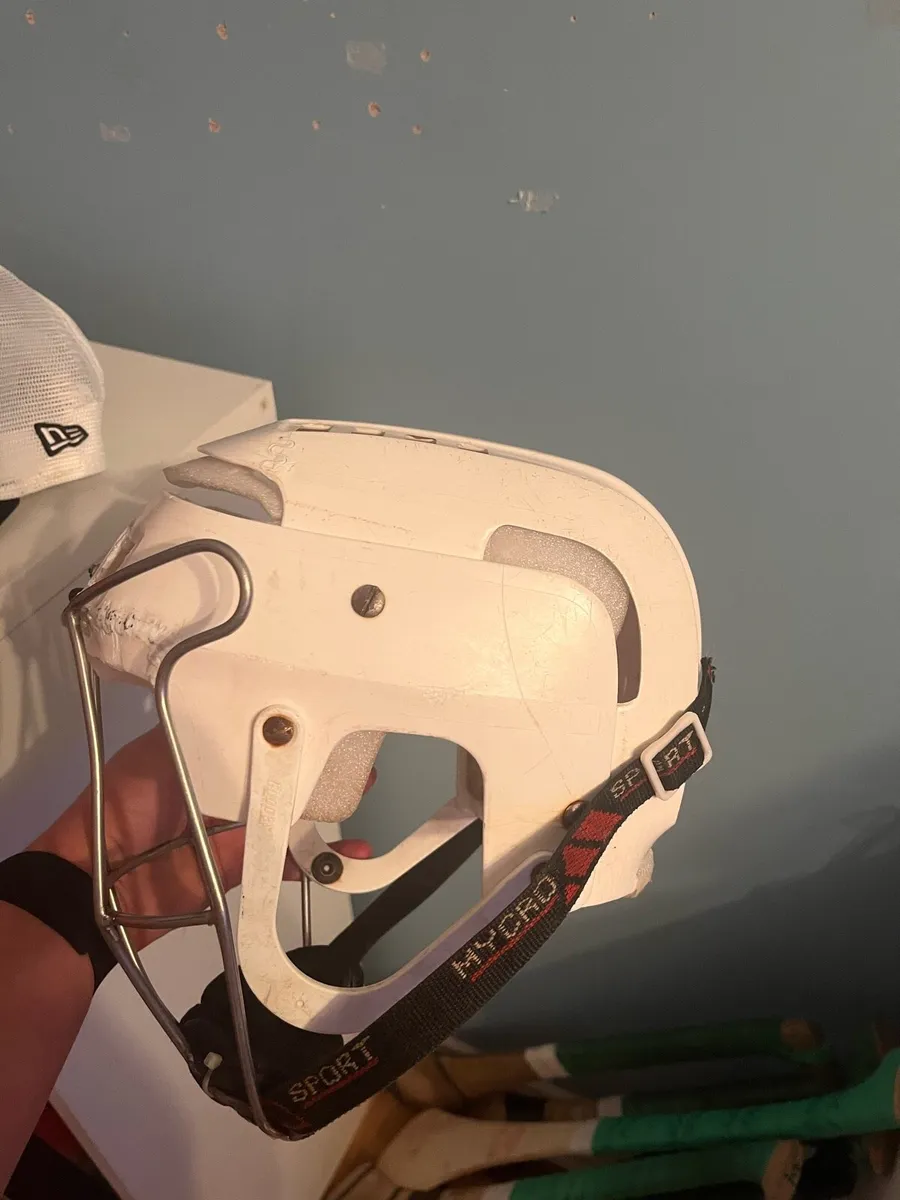 Oldstyle white cooper helmet - Image 1