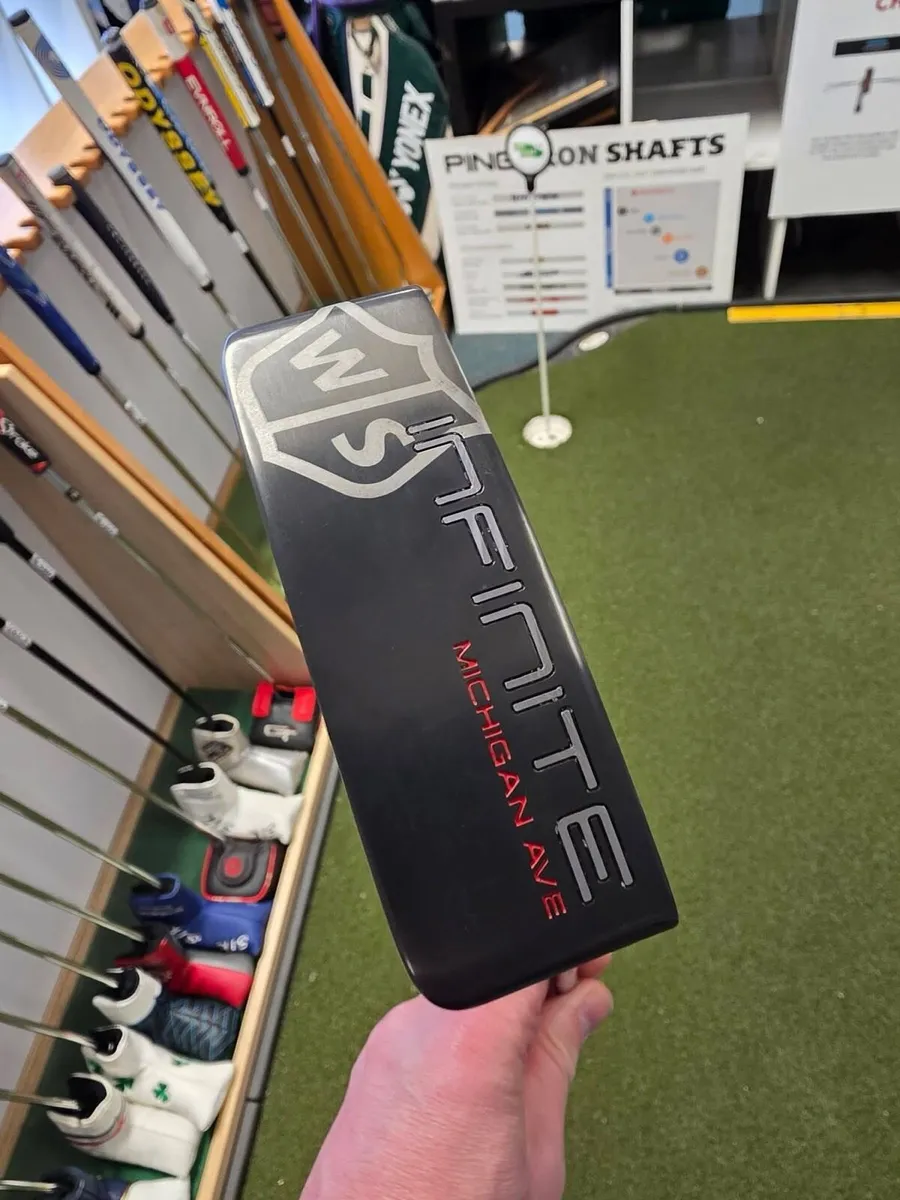 Wilson Infinite Michigan Ave Putter - Image 1