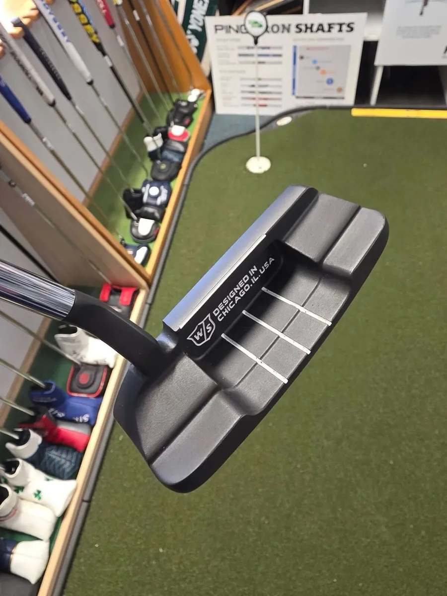 Wilson Infinite Michigan Ave Putter - Image 2