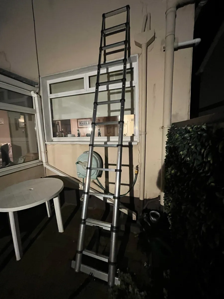 Kamtec Telescopic aluminium ladder (brand new) - Image 1