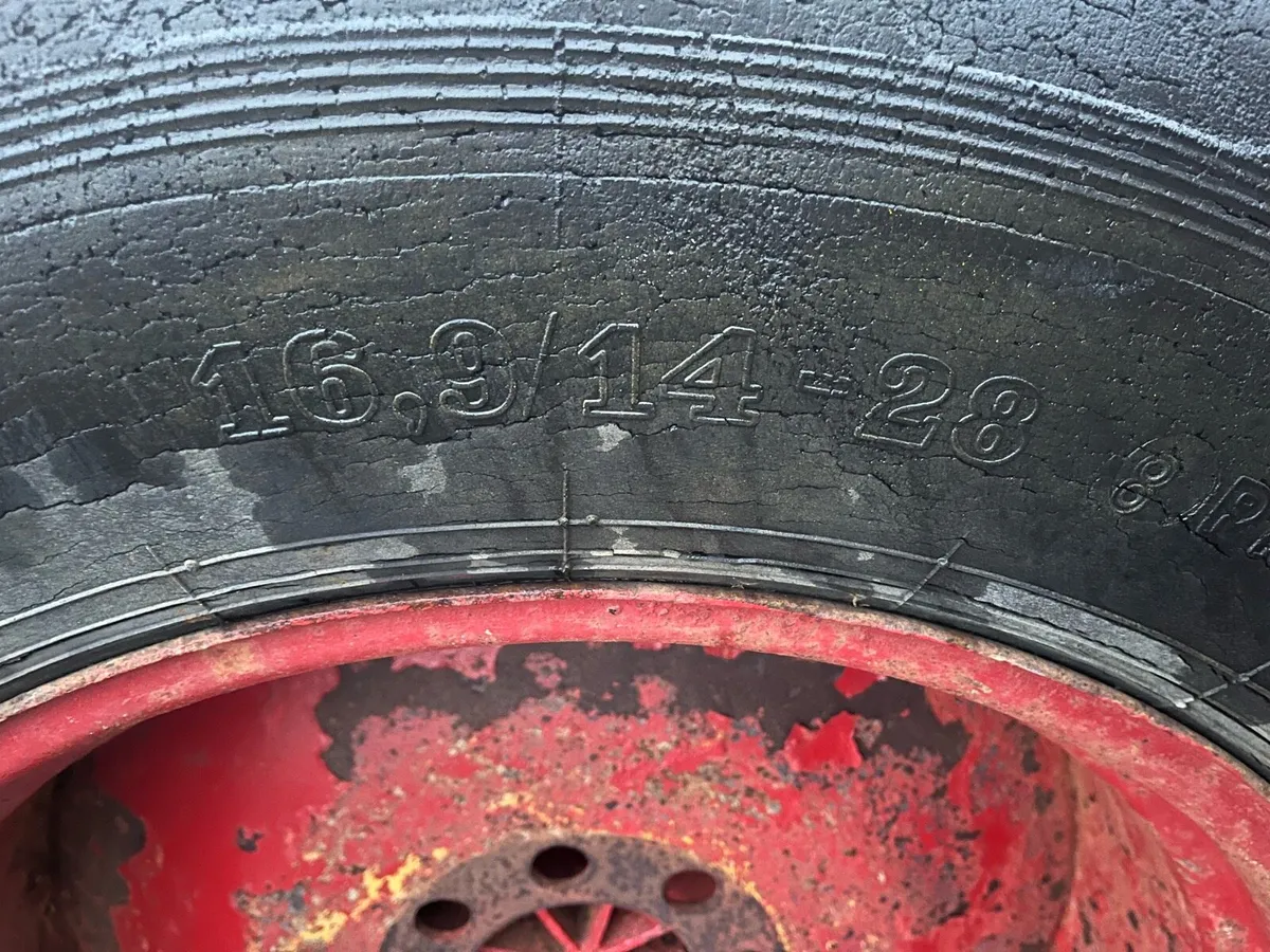 Tractor Wheels and Tyres - Image 3