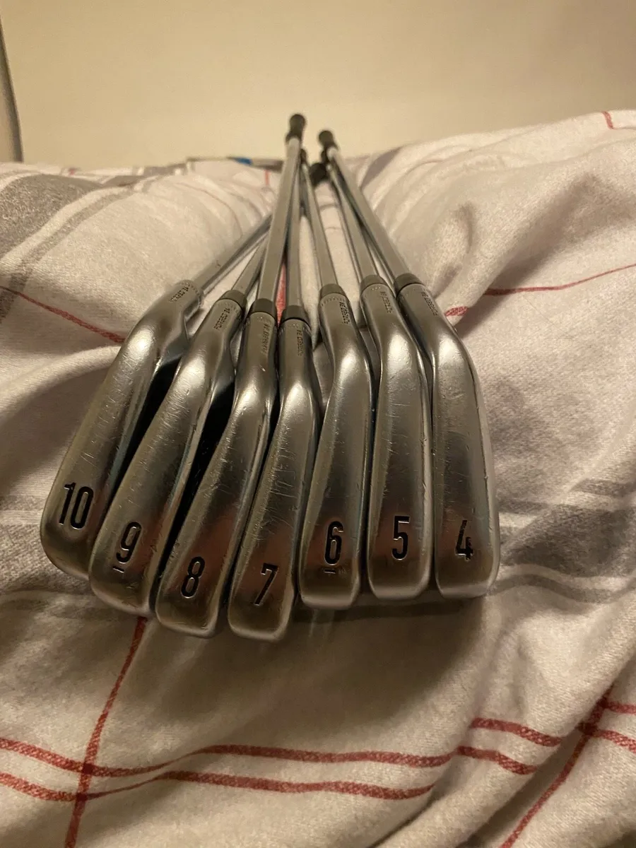 Golf irons - Image 2