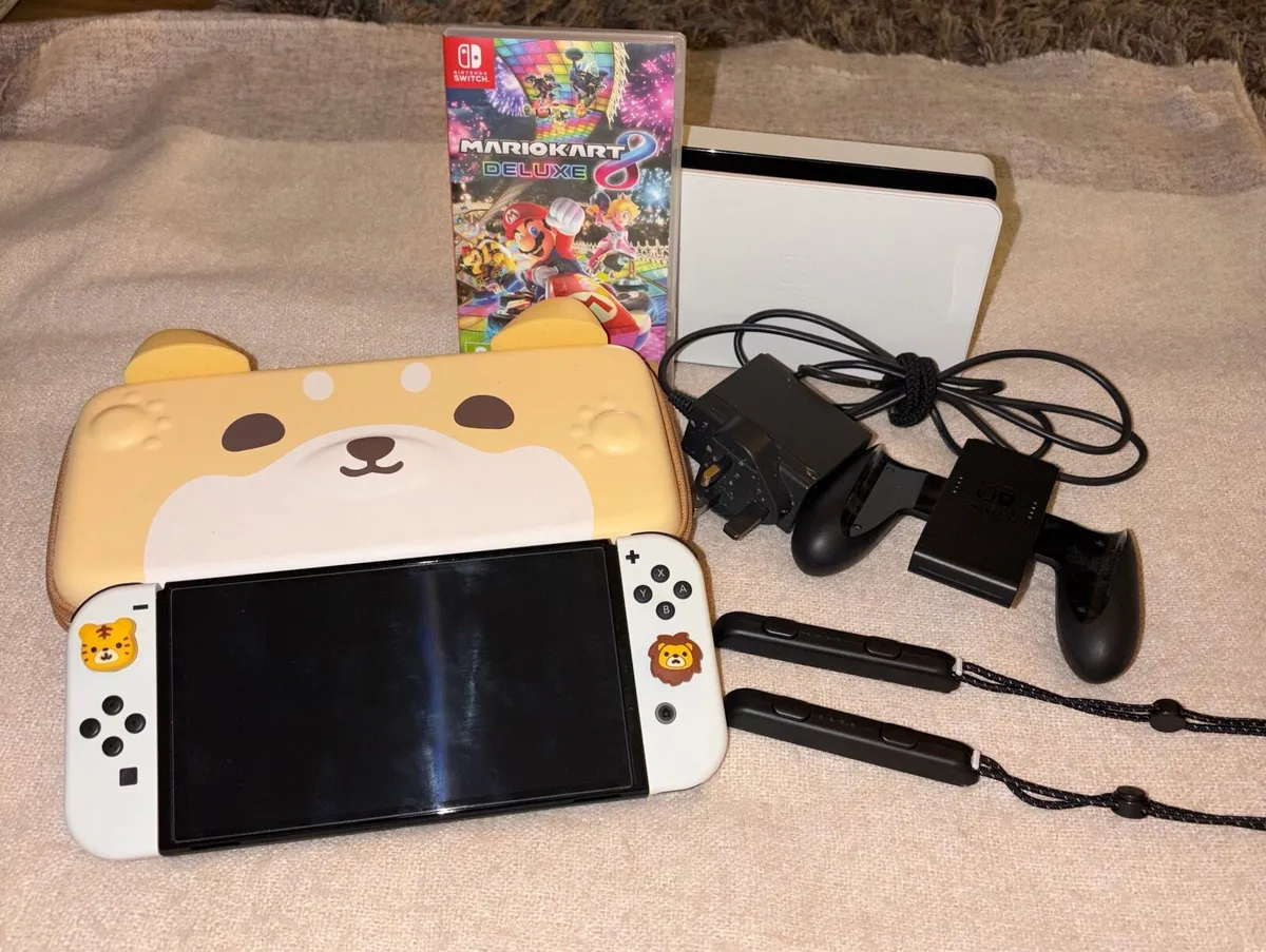 Nintendo Switch OLED console bundle - Image 1