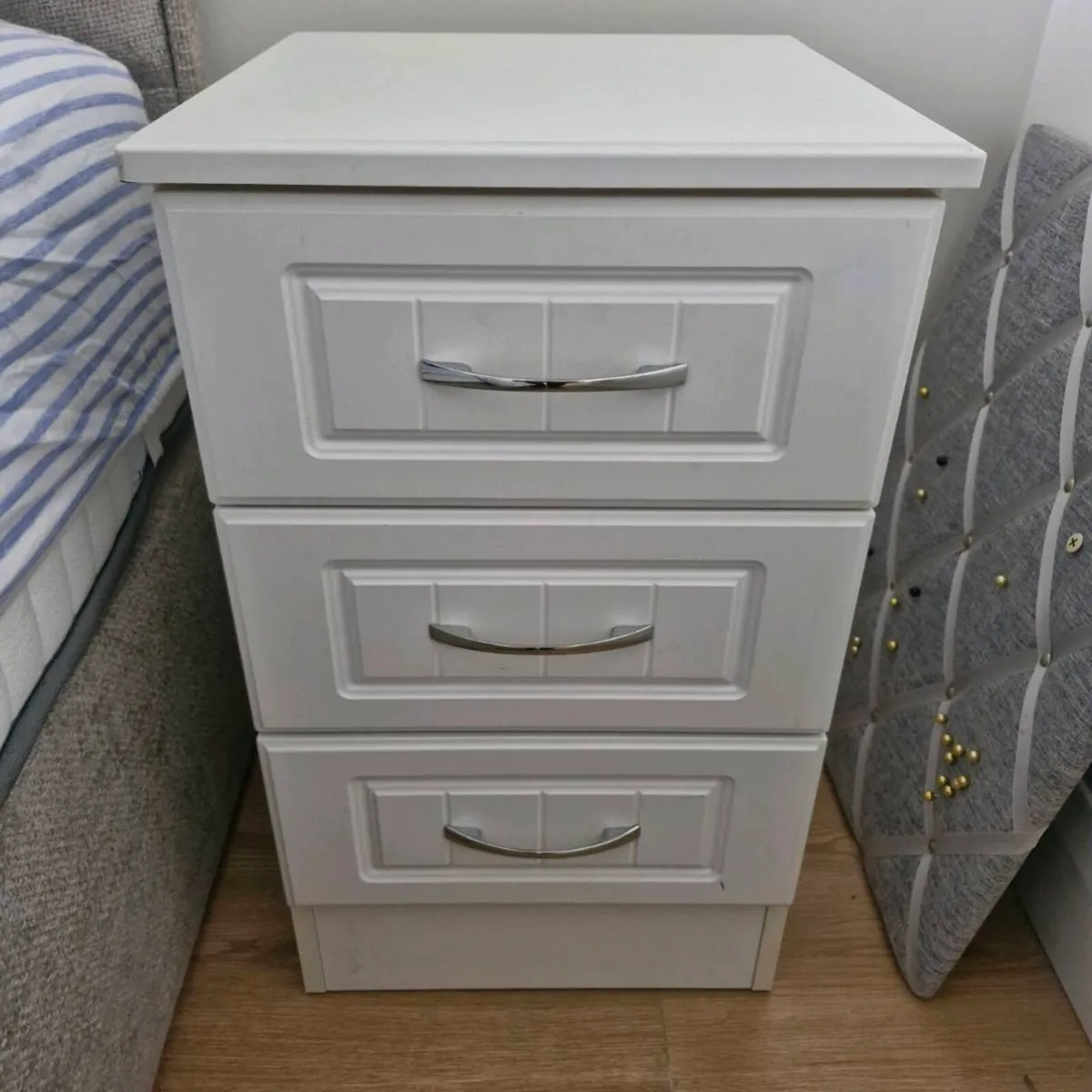2x White Bedside Locker – 3 Drawers - Image 4