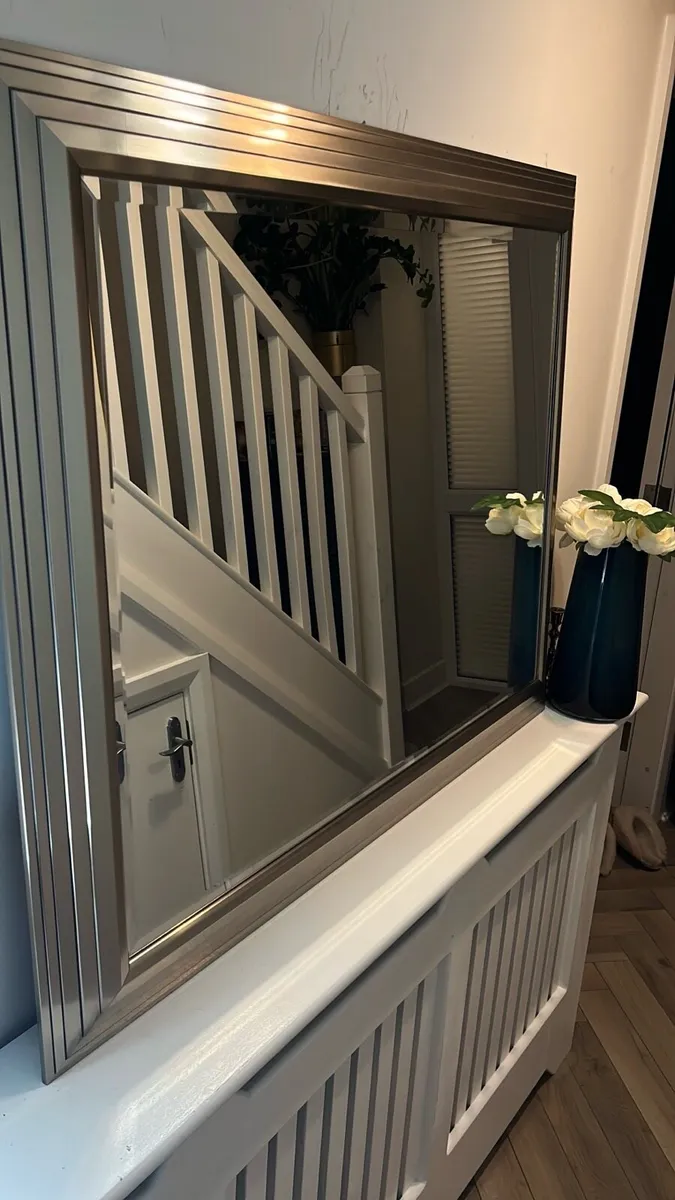 Stunning Large Mirror Premium Quality 🌟 - Image 3