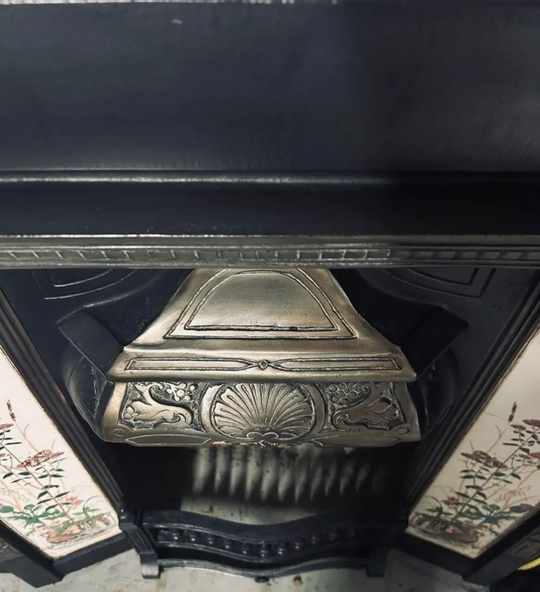 Victorian Cast Iron Fireplace insert - Image 3
