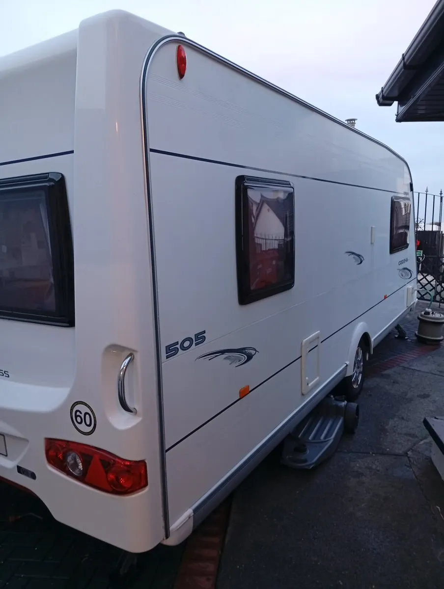 2009 5/6 berth motor motors and full awning - Image 3