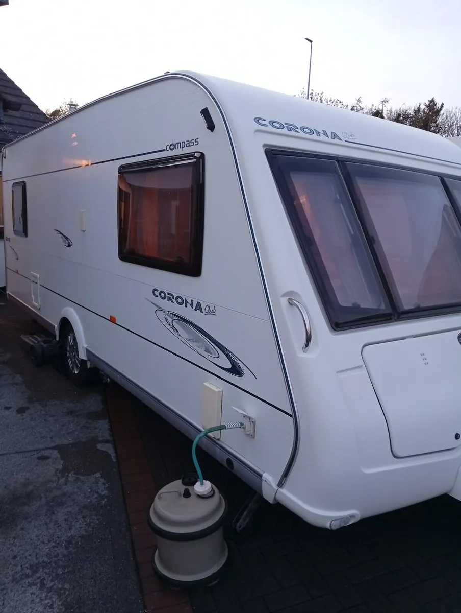 2009 5/6 berth motor motors and full awning - Image 4