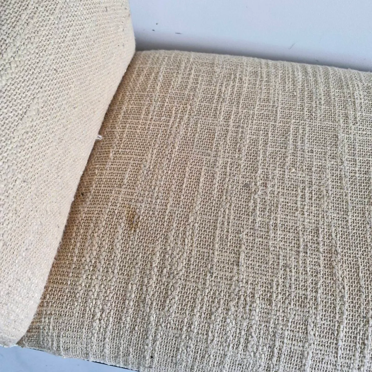 Vintage Style Chaise Longue – Elegant Upholstered - Image 3