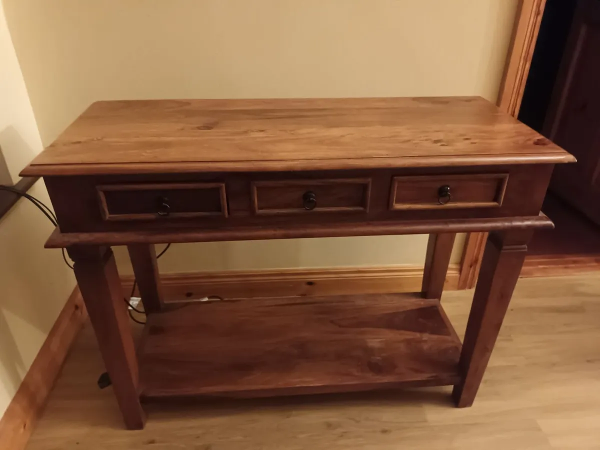 Console table