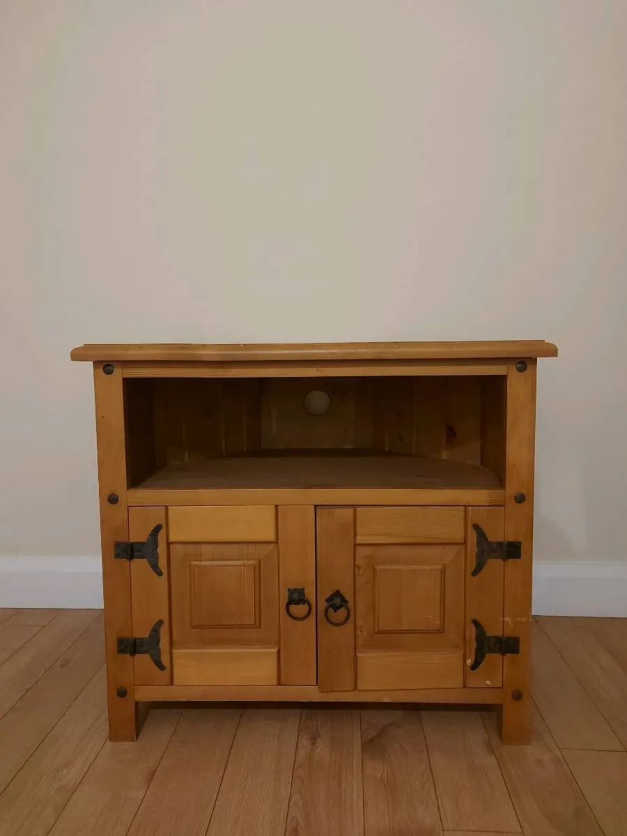 TV unit - Image 1