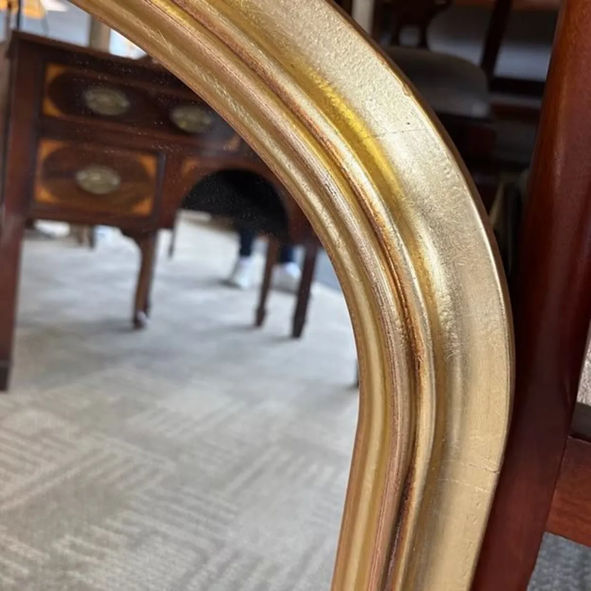 Beautiful gilt over mantle arch top mirror - Image 2