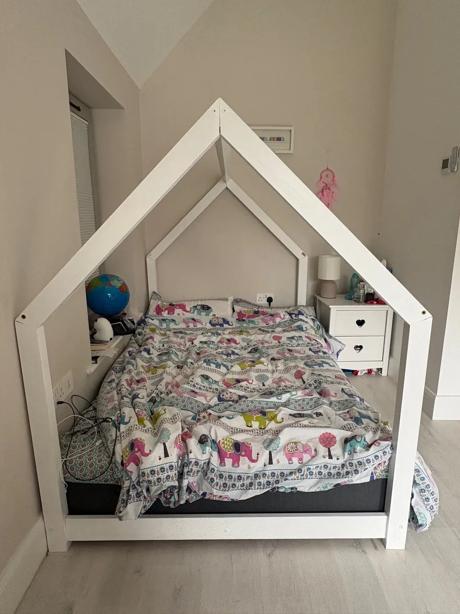 Child’s Montessori House Bed Frame - 4ft x 6ft - Image 1