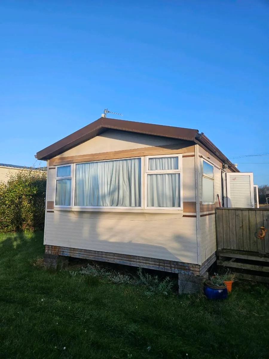 Roadmaster Mobile Home - Image 1