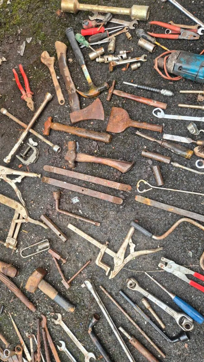 Old vintage tools hammer Rachel saw - Image 1