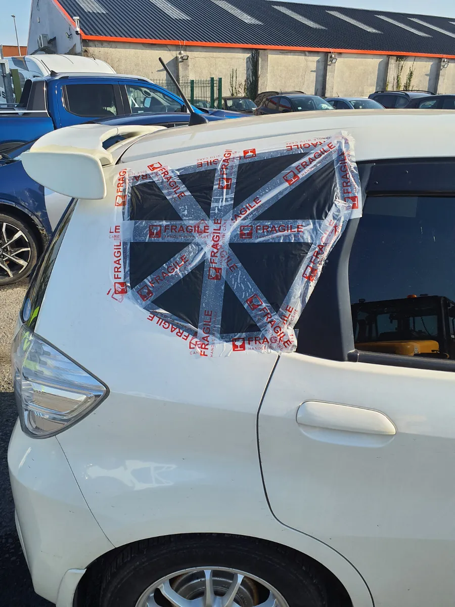 Honda Fit 2012 attempted theft - Image 4