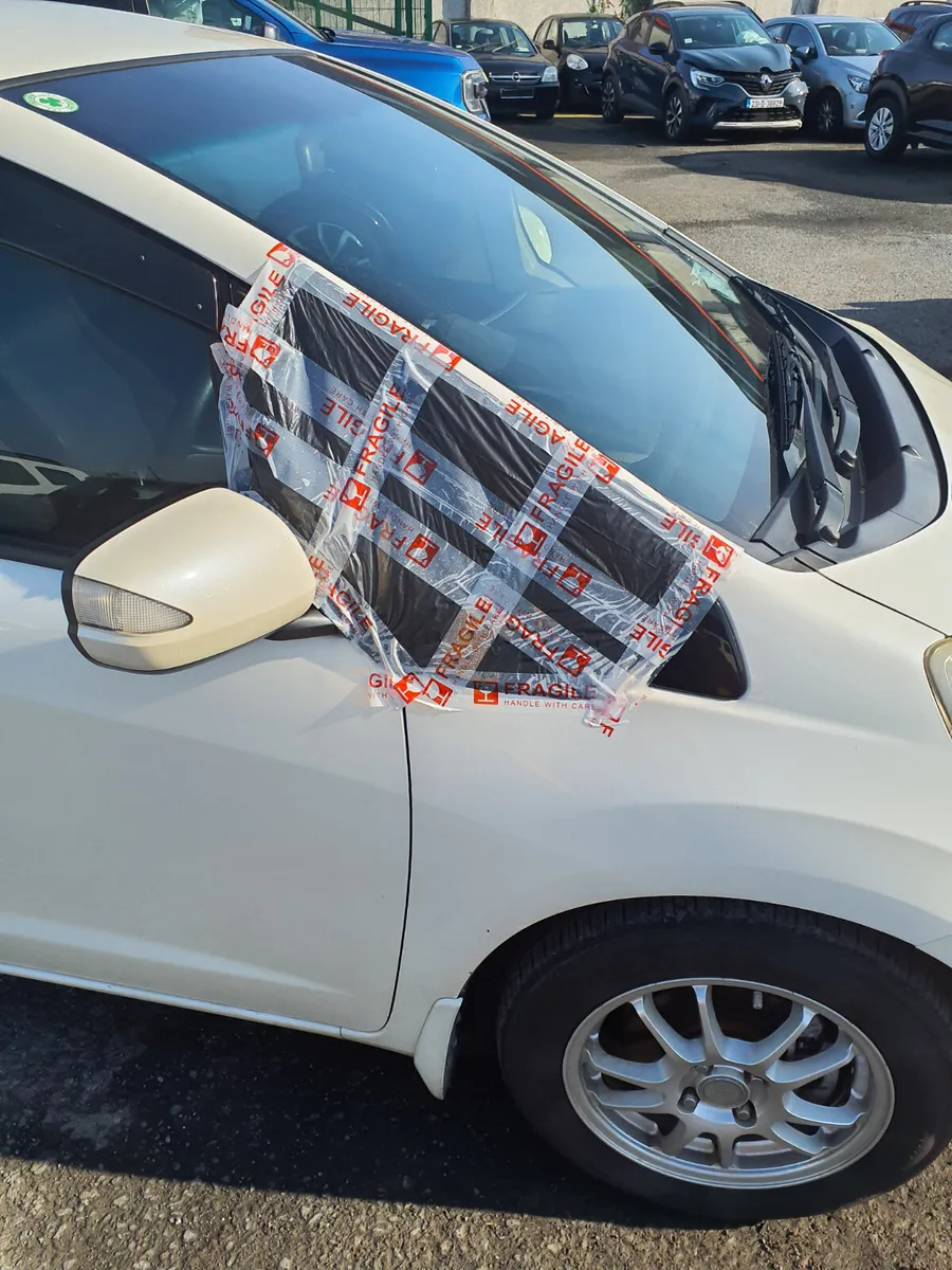 Honda Fit 2012 attempted theft - Image 3