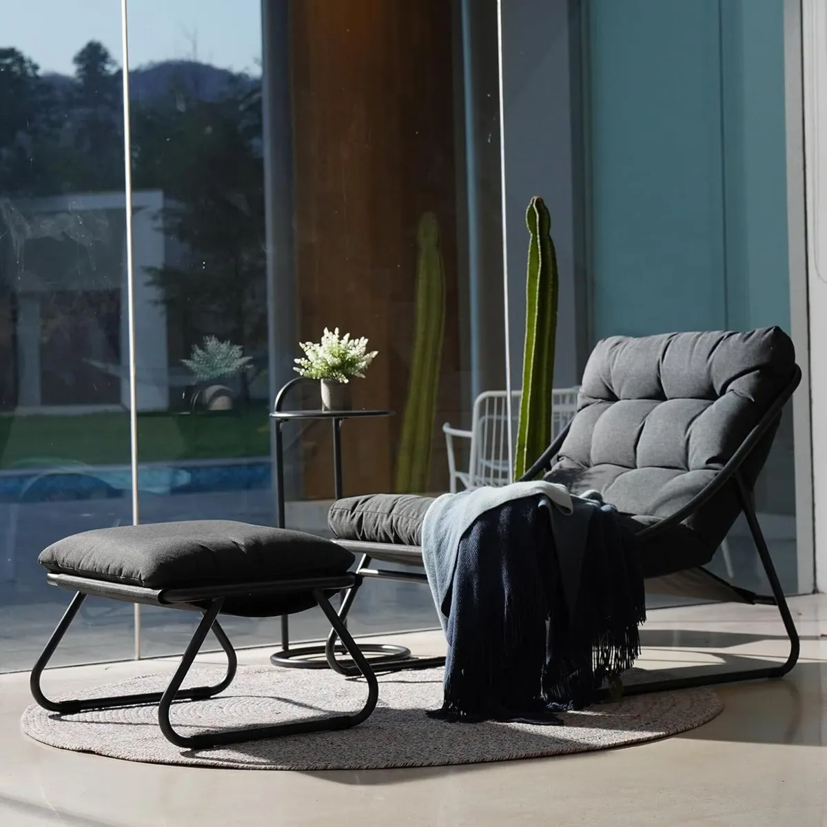 Sun Lounger for garden with Side Table and - Image 2