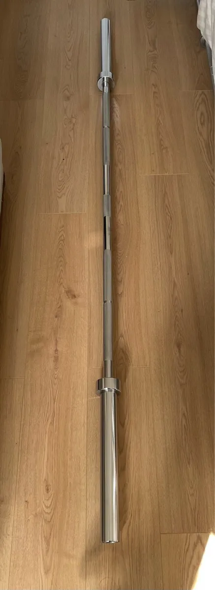 Brand new 7ft Olympic Bar with Clips - Image 4