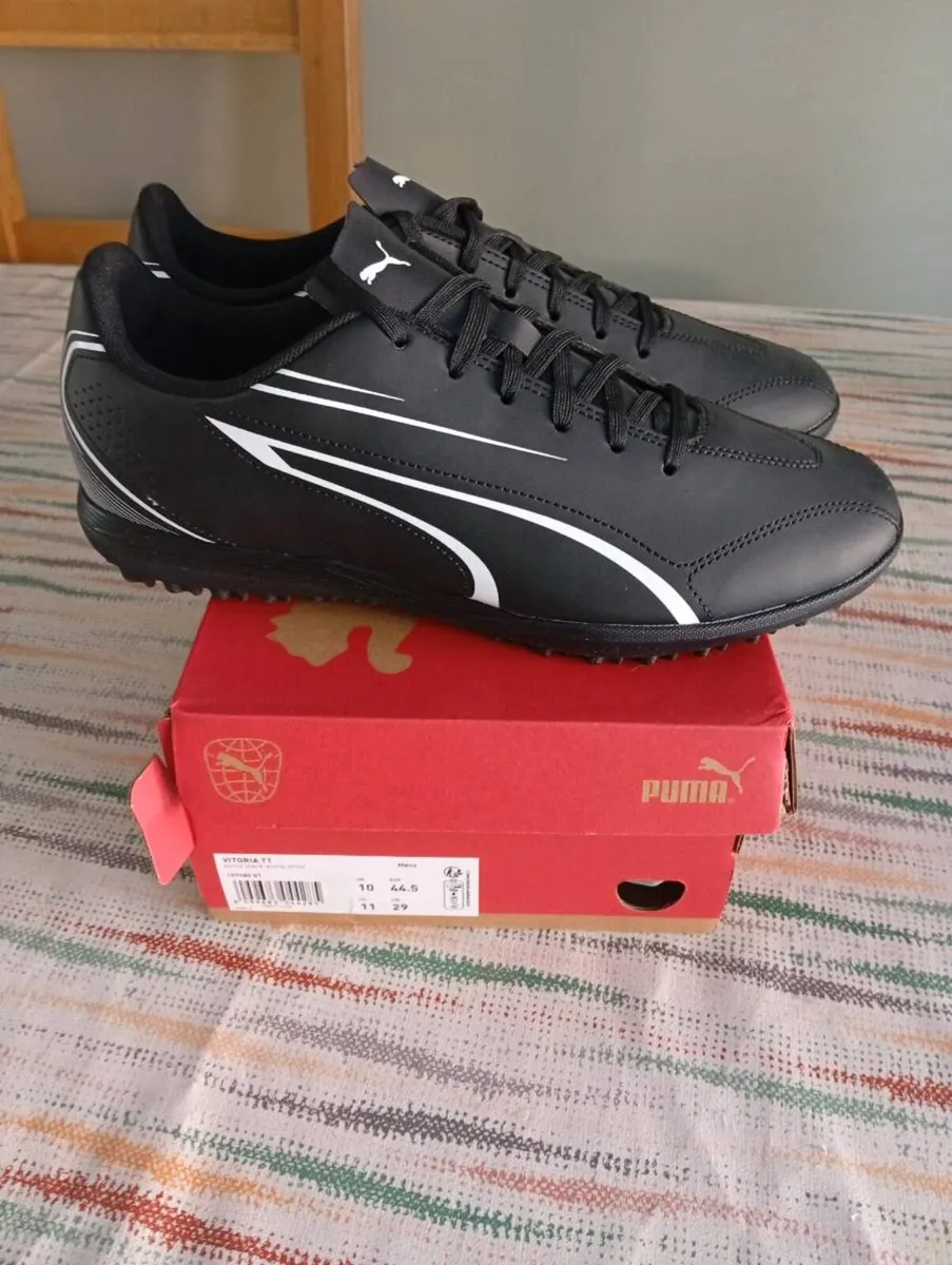 Astro turf boots - Image 1