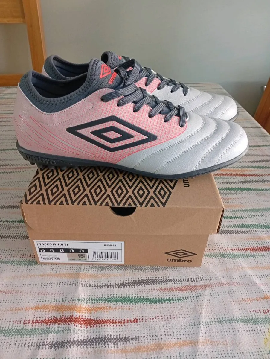 Astro turf boots - Image 3