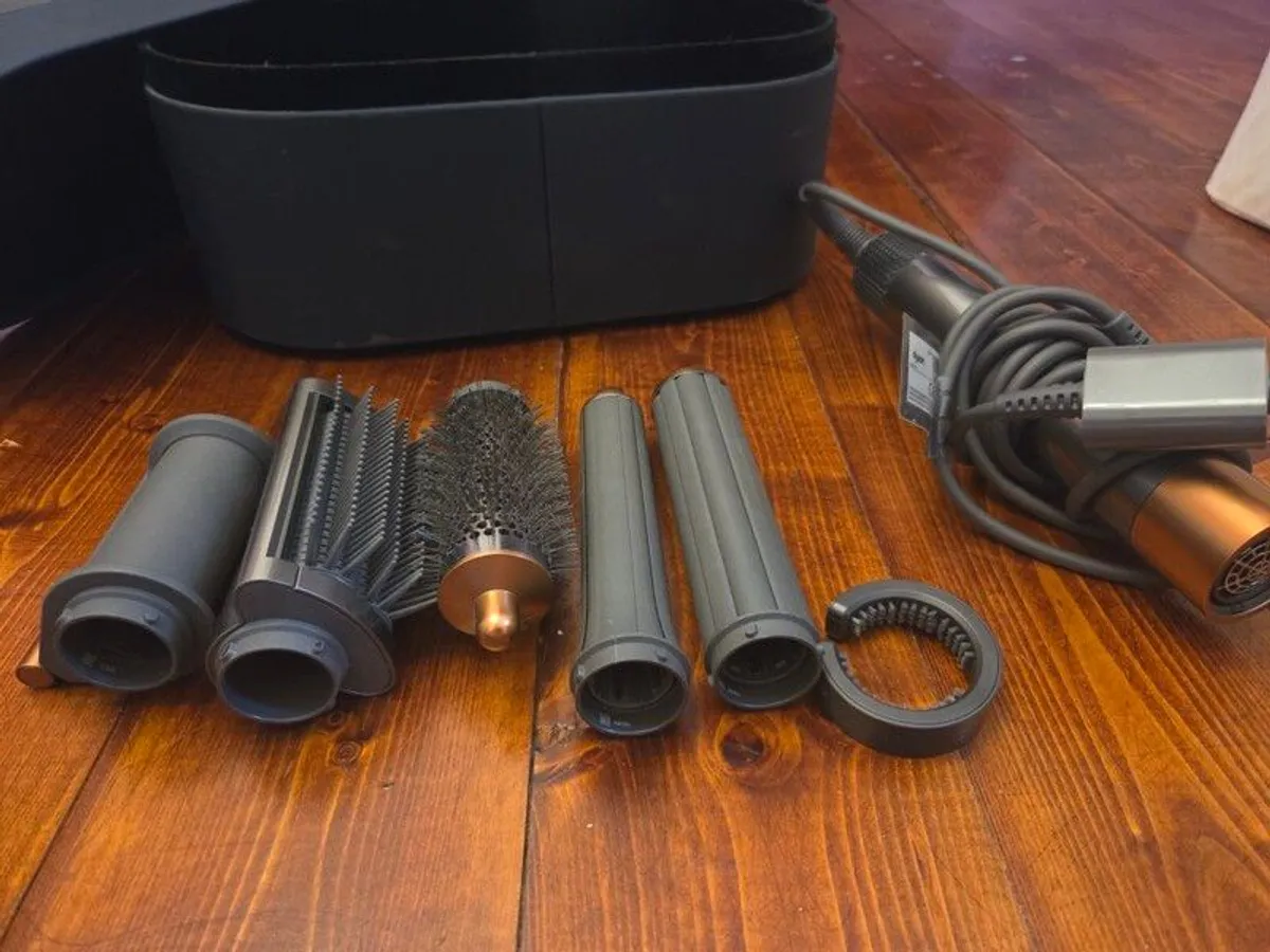 Dyson Airwrap Complete Set 2024 - Image 2