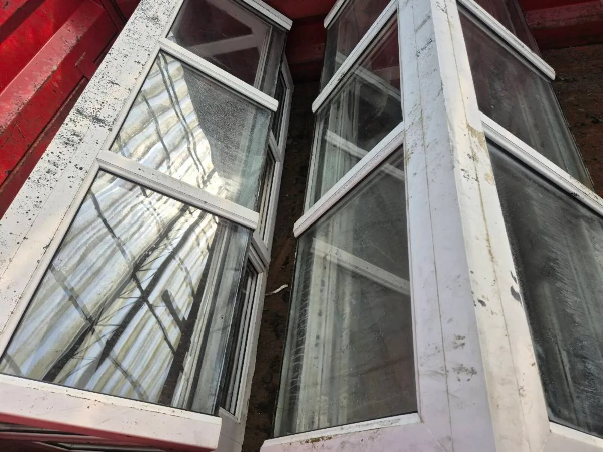 Roof Windows - Image 2