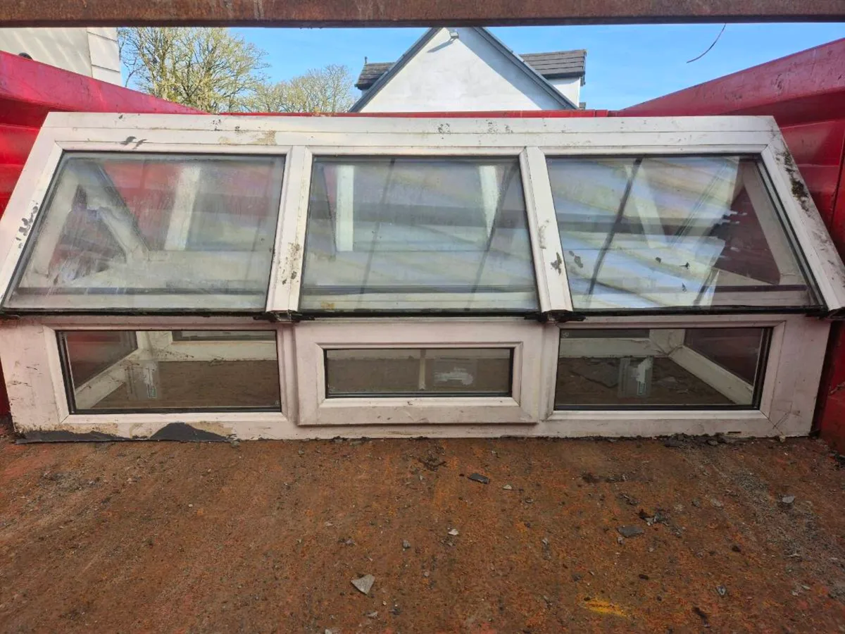 Roof Windows - Image 1