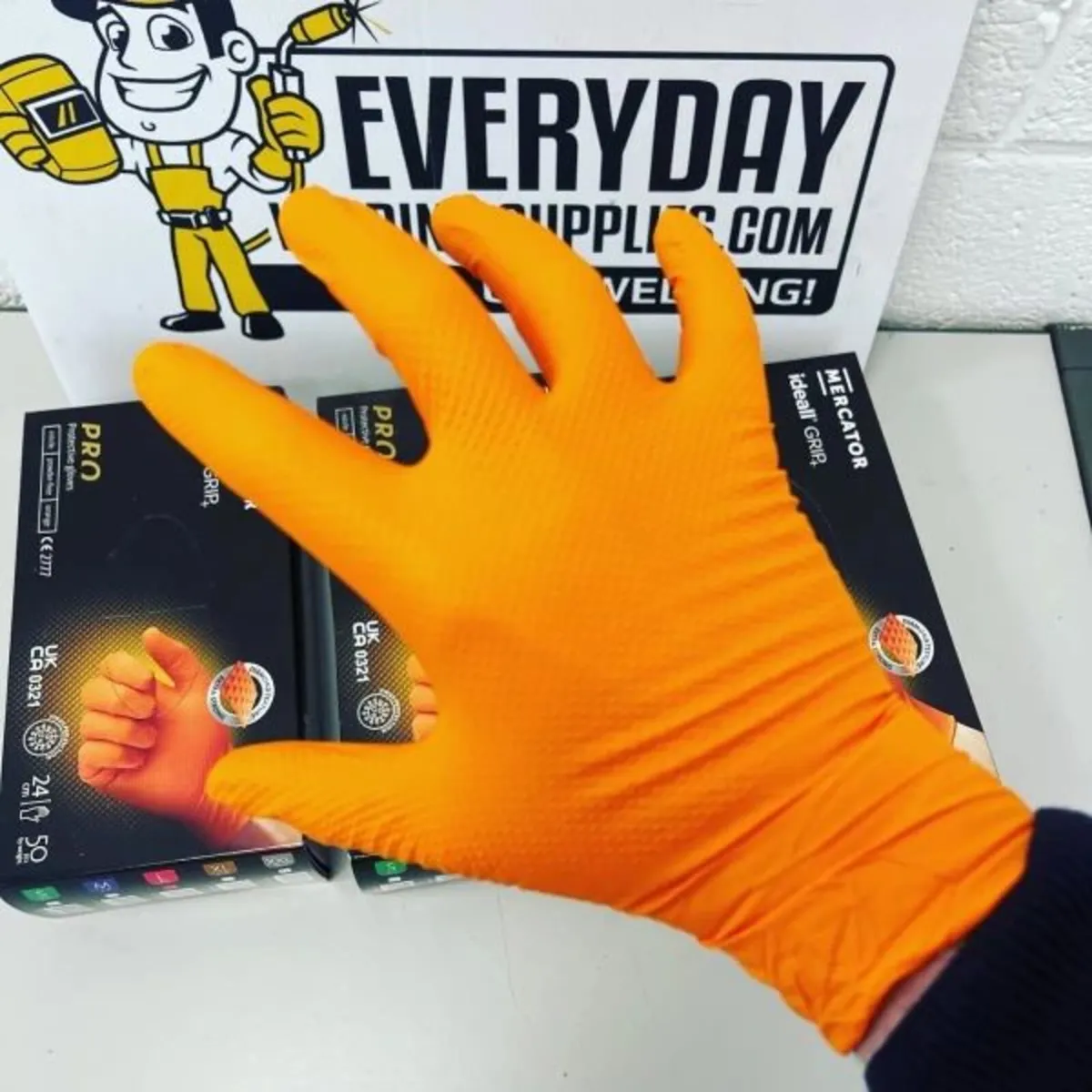 Mercator ORANGE Ideall® Powder Free 'Diamond Textu - Image 2