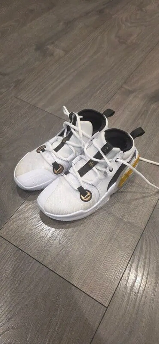 Nike Trainers - Image 4