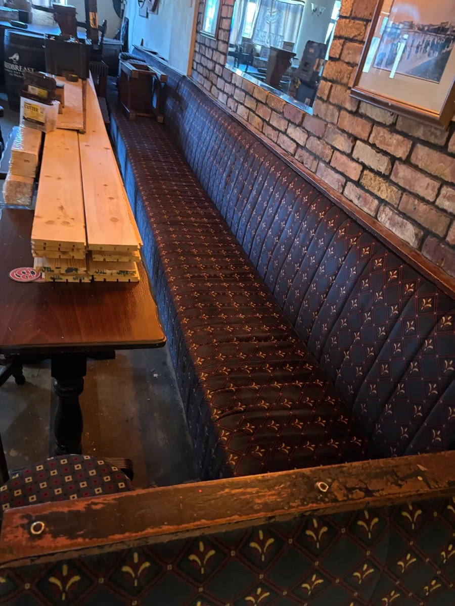 BAR SEATING 100 foot - Image 2