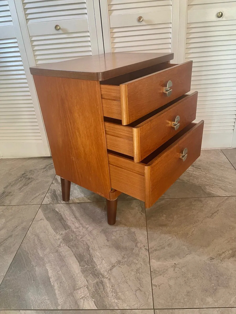 Mid century chest - Image 2