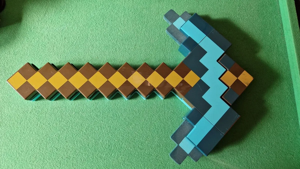 Kids Pool Table, Wetsuit & Minecraft Sword - Image 4