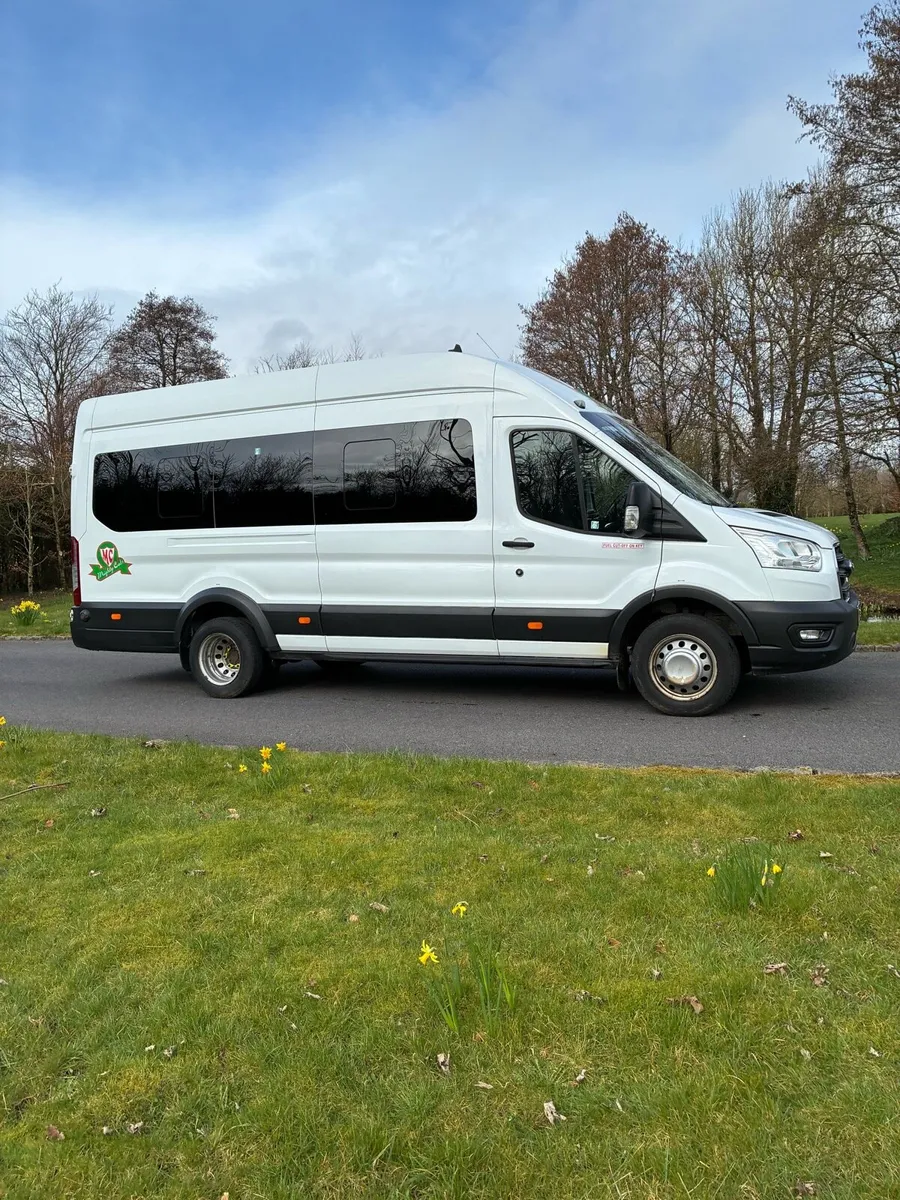 Ford Transit Minibus - Image 4