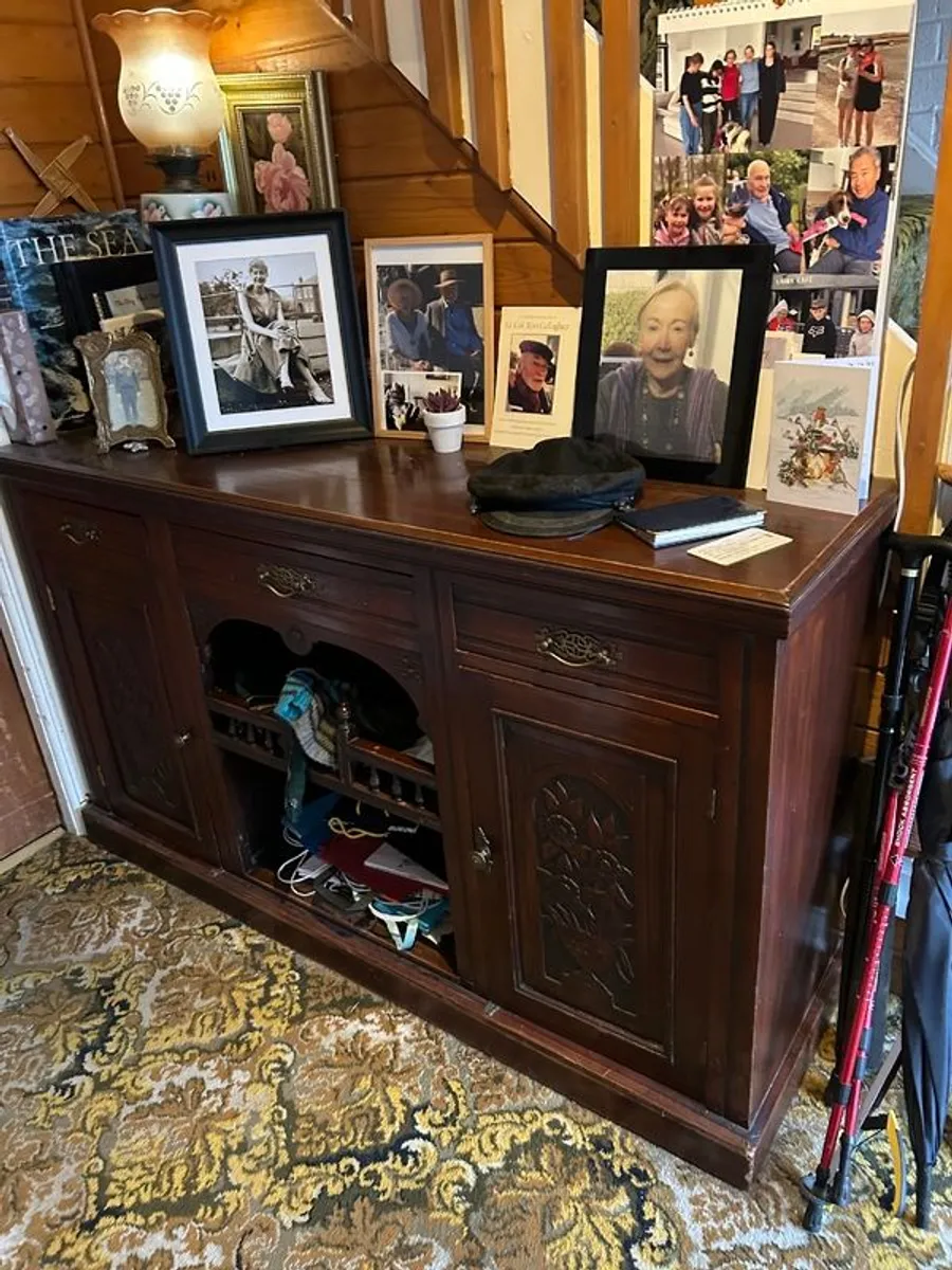 Antique Chest of drawers