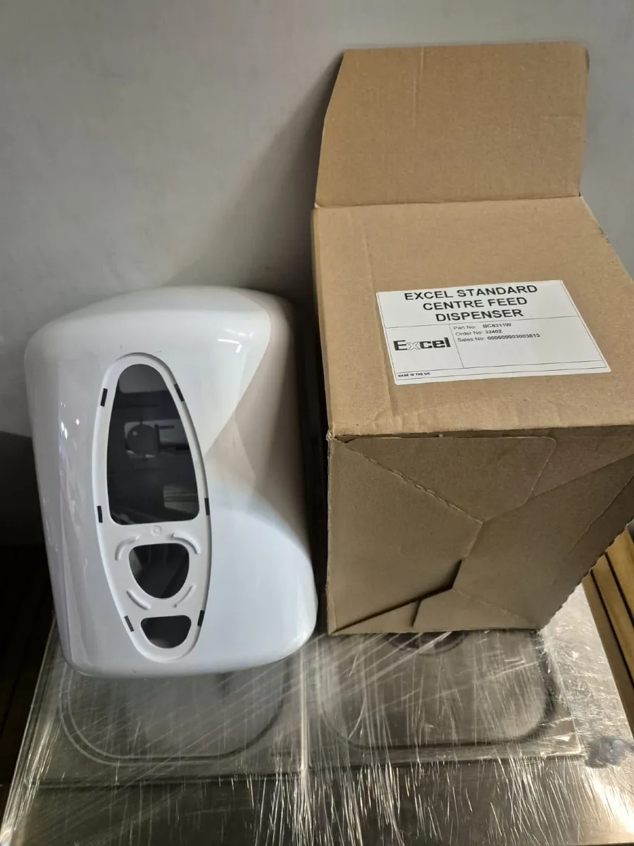 Centerfeed Paper Dispenser - Image 2