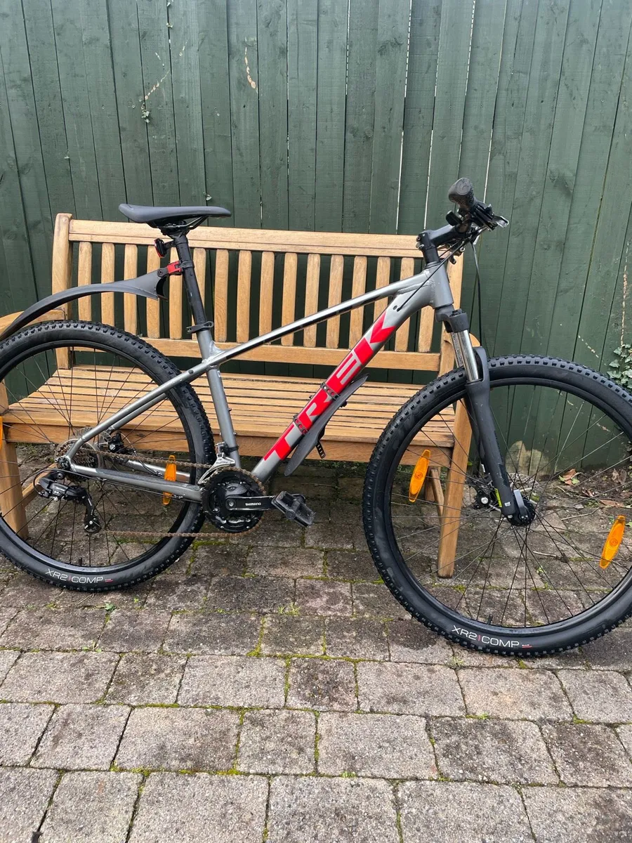 Marlin 4 Mountain Bike - Image 1