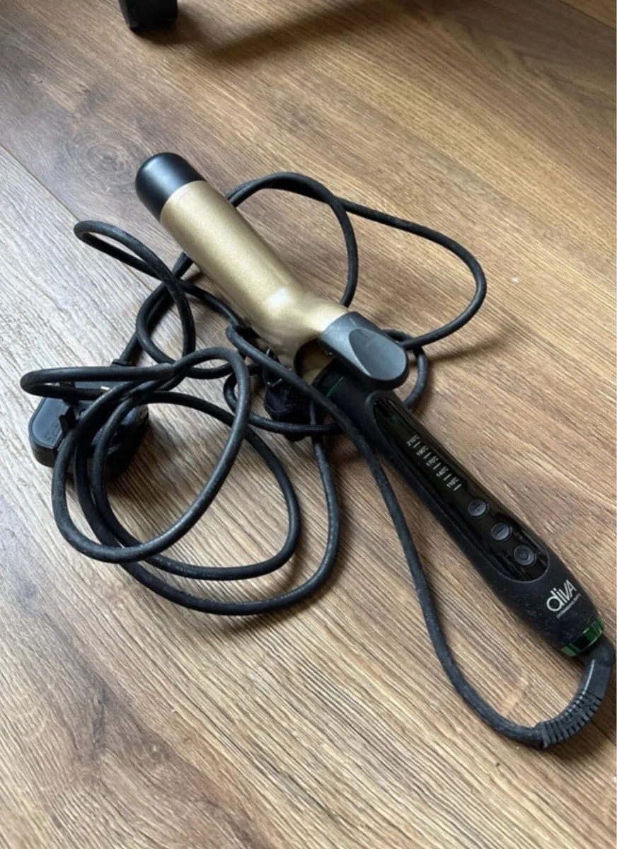 Diva Professional Hair Curler - Image 1