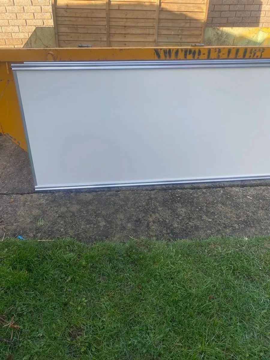 Wardrobe sliding doors