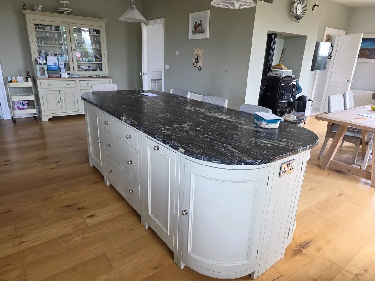 Neptune Kitchen - Image 2